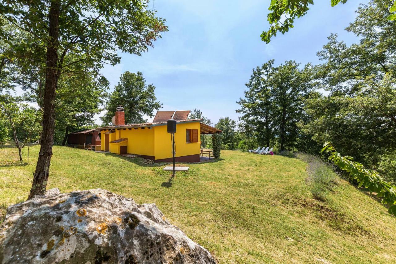 Vacation Home Latini Hum 외부 사진