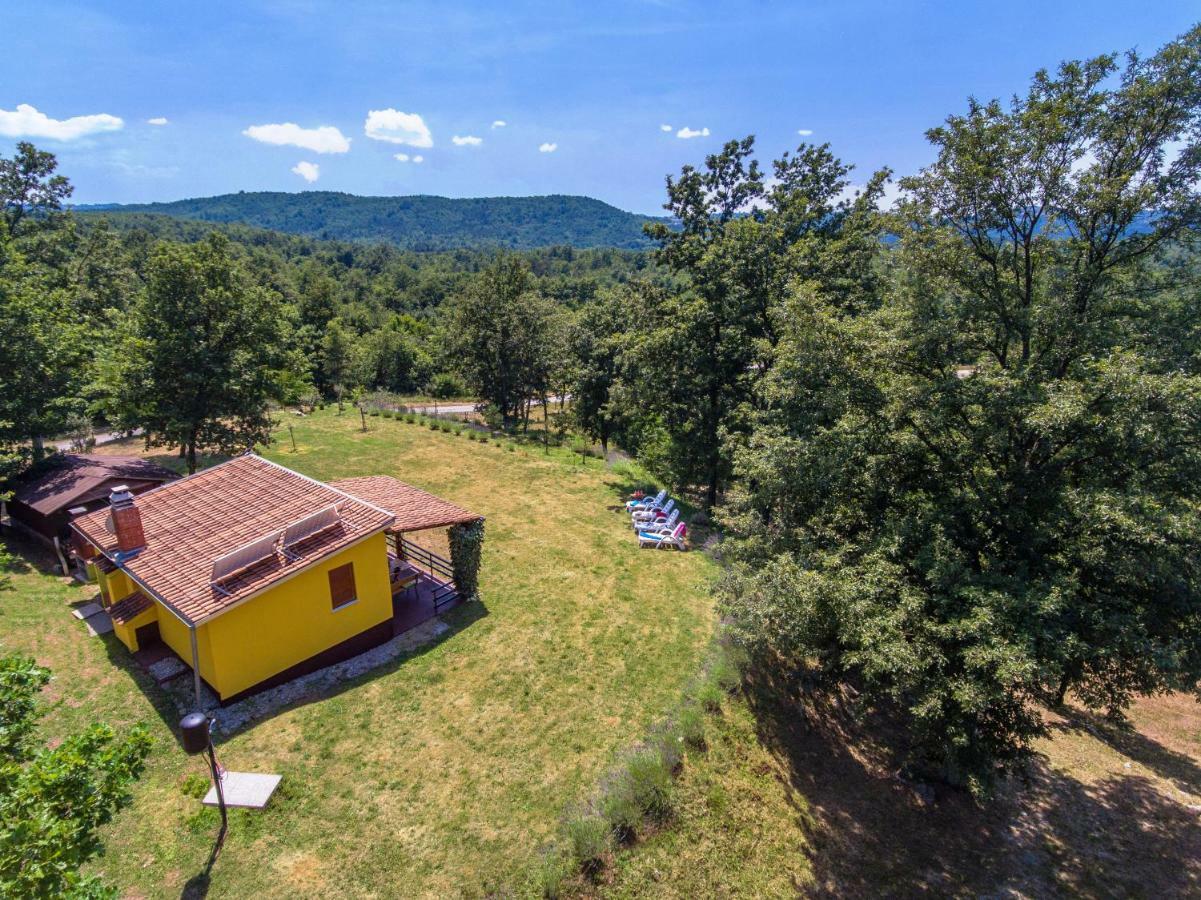 Vacation Home Latini Hum 외부 사진